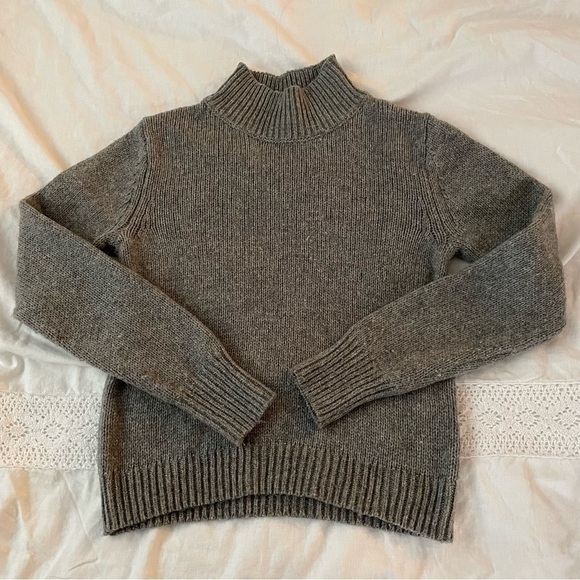 Brandy Melville Cropped Sweater Mock Neck Gray Wool Blend Chunky Knit Winter - Picture 2 of 7